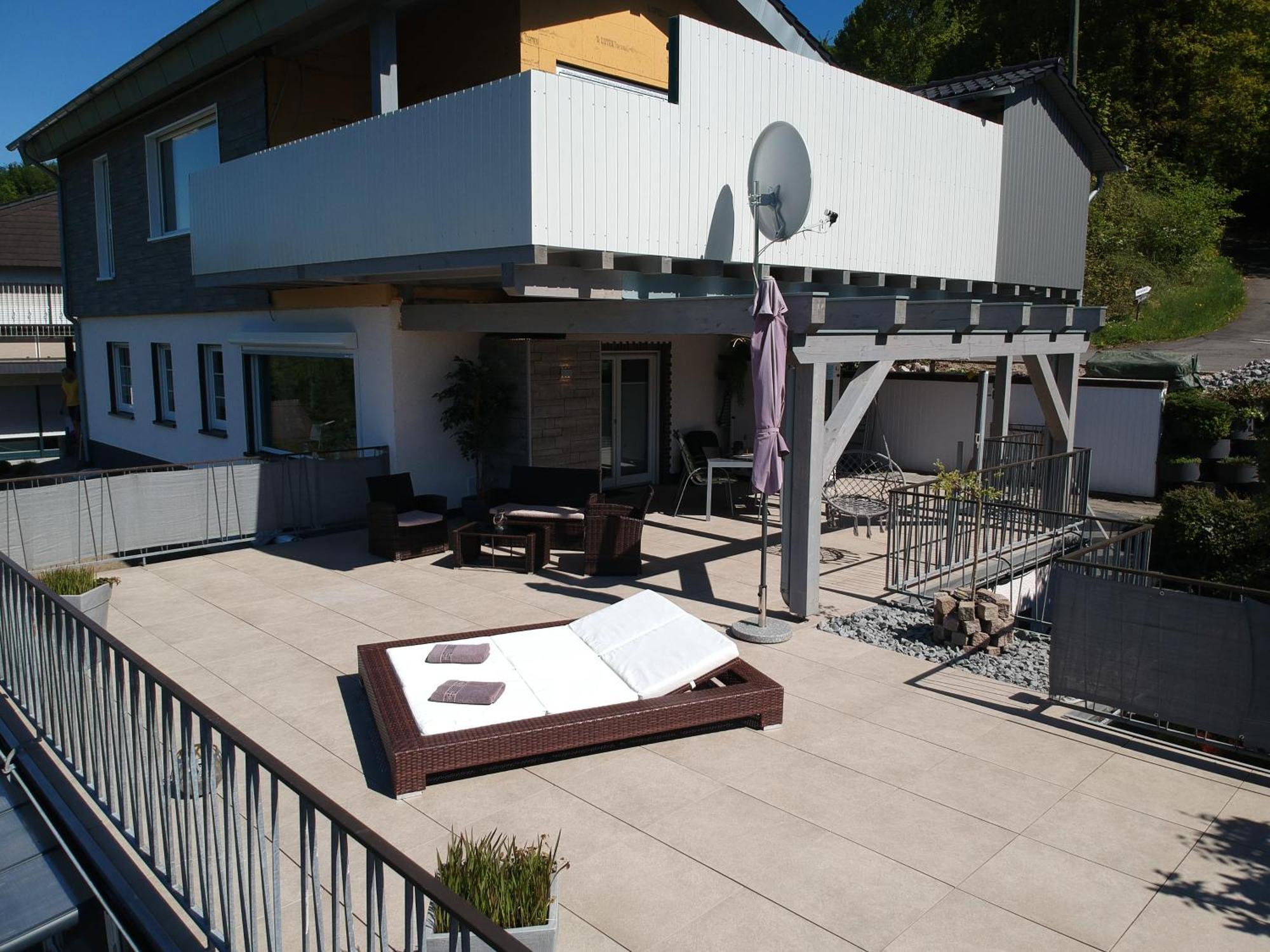 Seeblick-Ferienwohnung Im "Ferienhaus Agger-Blick" Mit Traumhafter Sonnen-Terrasse, Sauna, E-Kamin & Kajak 굼머스바흐 외부 사진